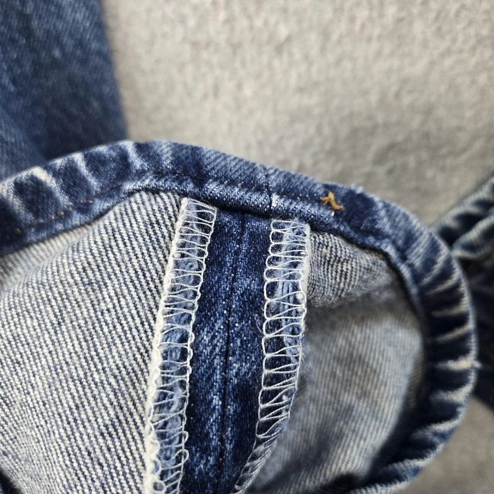 Levis Jeans Mens 24x30 Blue Straight‎ Regular Vintage Made In USA Medium Wash